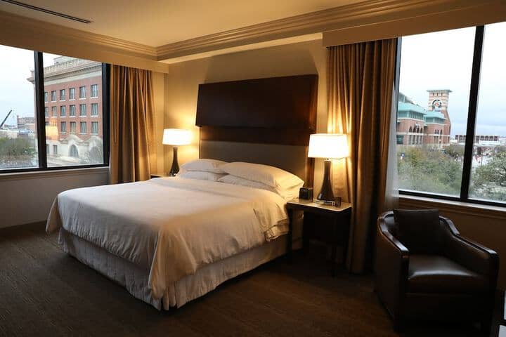 Room 30 of 51