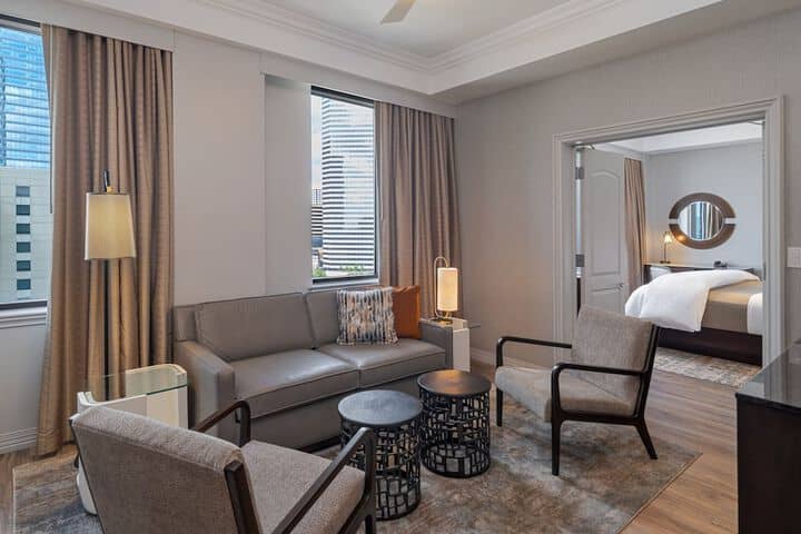 Room 28 of 51